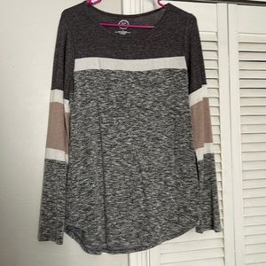 Tan, white and gray long sleeve Maurice’s shirt